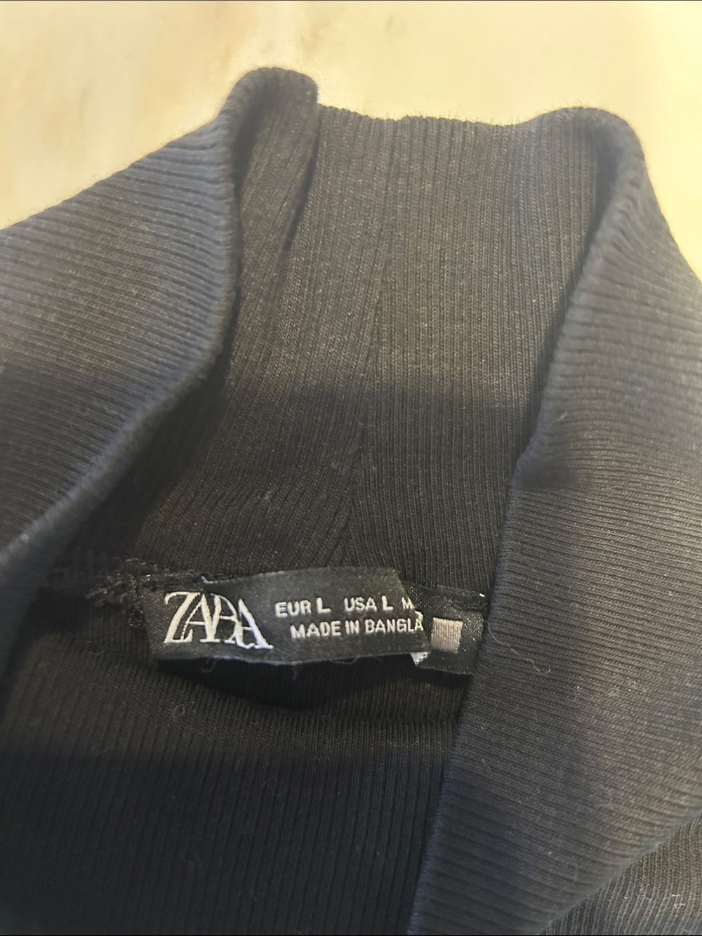 Zara Black Cap-Sleeve ribbed Mock Neck T - Picture 3 of 3